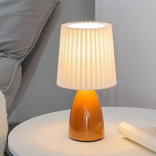 Faltglas-Tischlampe für skulpturales Leuchten