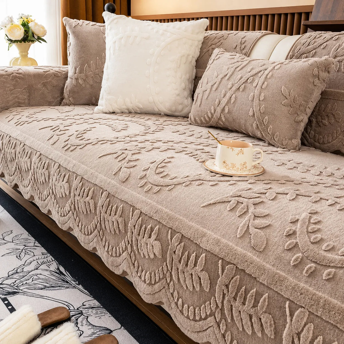 Housse de canapé en peluche botanique pour une protection artistique