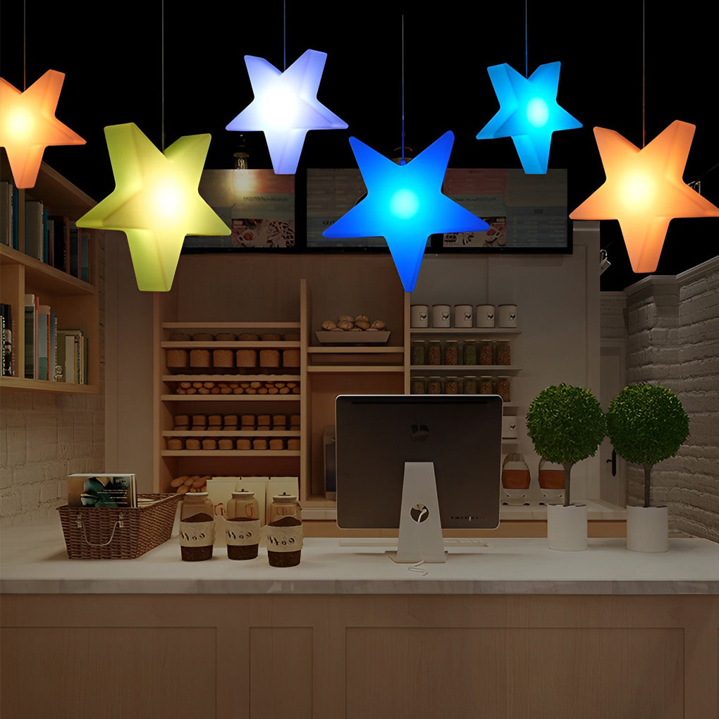 Bunte Stern-Ornamentlichter für festlichen Glanz