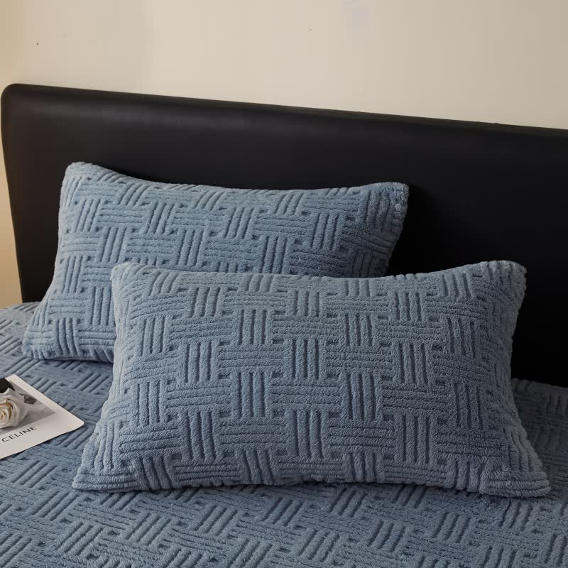Double-Sided Fleece Blanket For Artful Comfort