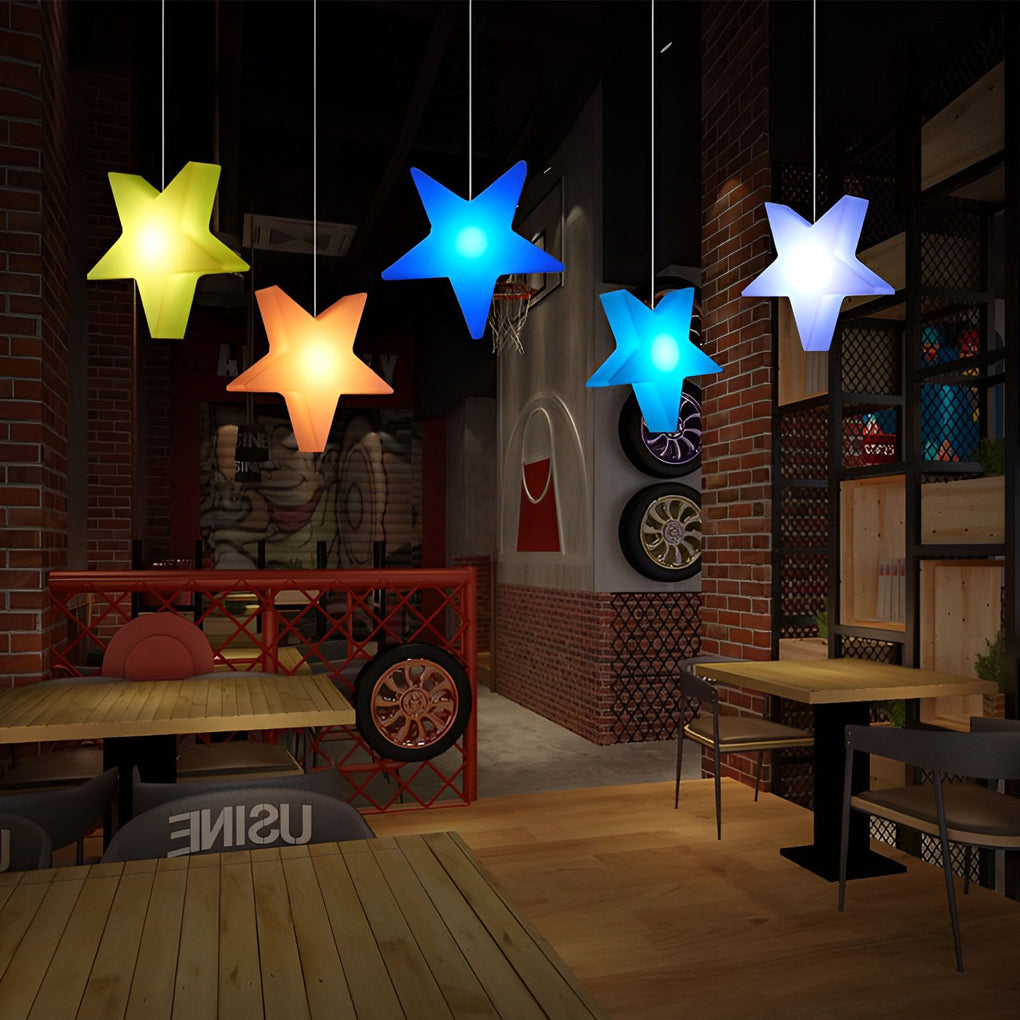 Bunte Stern-Ornamentlichter für festlichen Glanz
