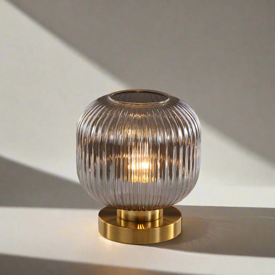 Lampada da Tavolo in Vetro Ambra per Caldo Bagliore Nordico