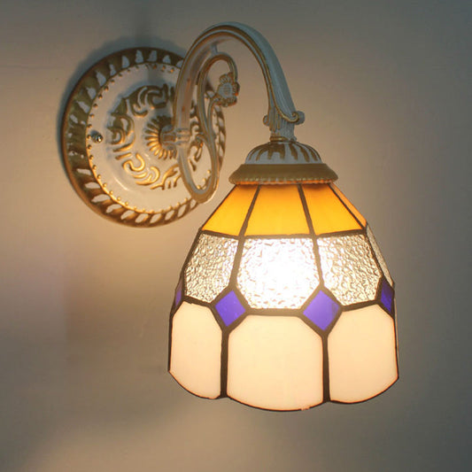 Lampe murale en verre Tiffany au caractère floral