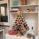 Holz-Adventskalendertanne für festliche Überraschungen