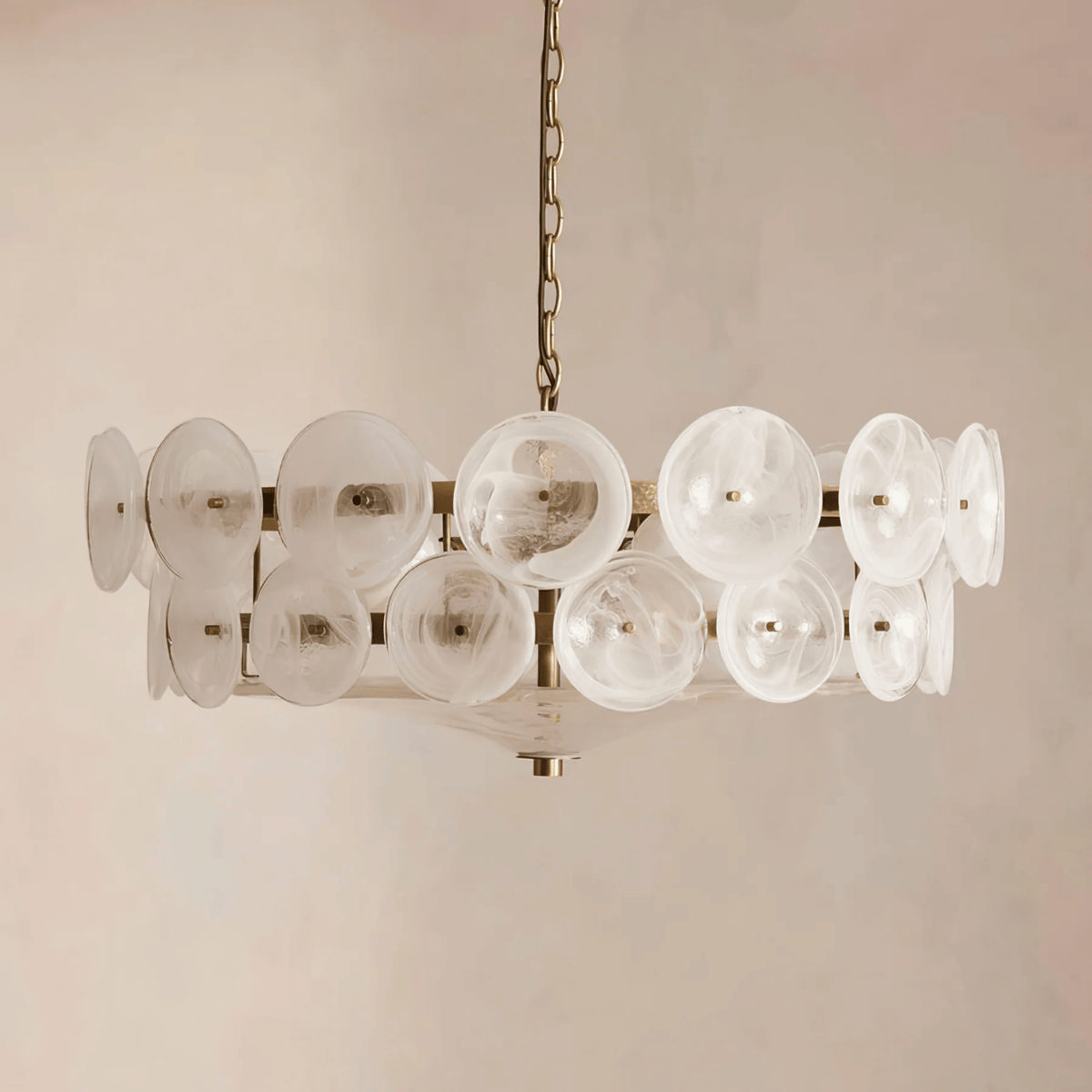 Disc Glass Chandelier — Sculptural Ambient Glow