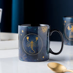 Tasse zodiaque cobalt pour un caractère céleste