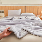 Lightweight Breathable Cooling Blanket