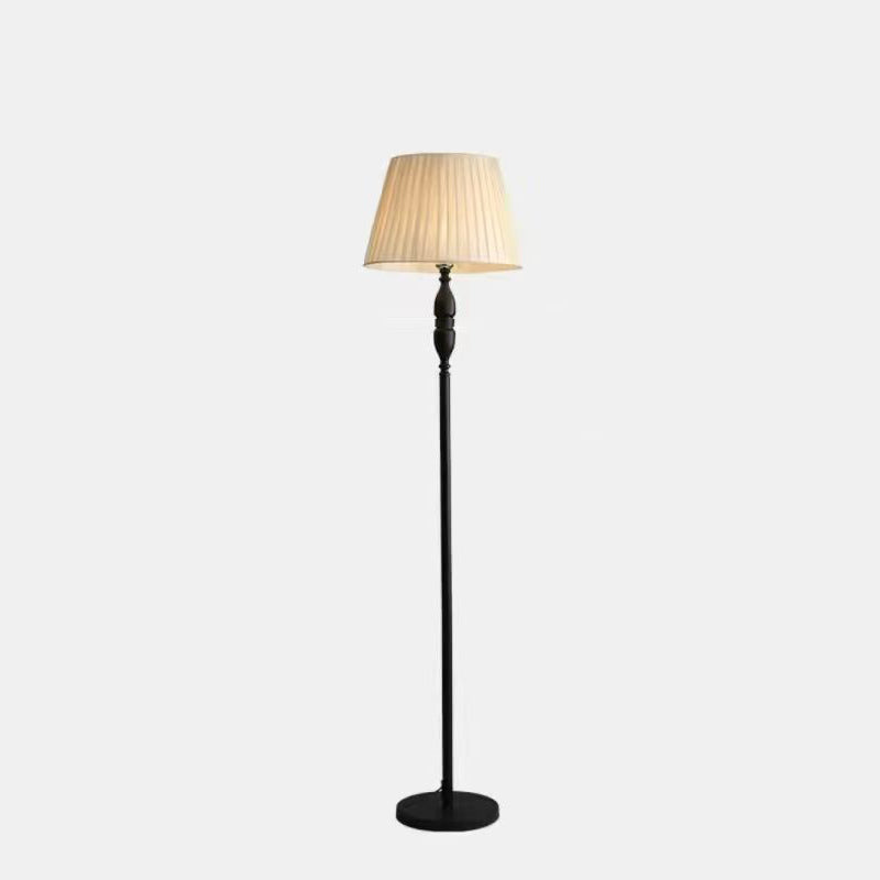Vintage Zylinder Stehlampe mit sanftem Charakter