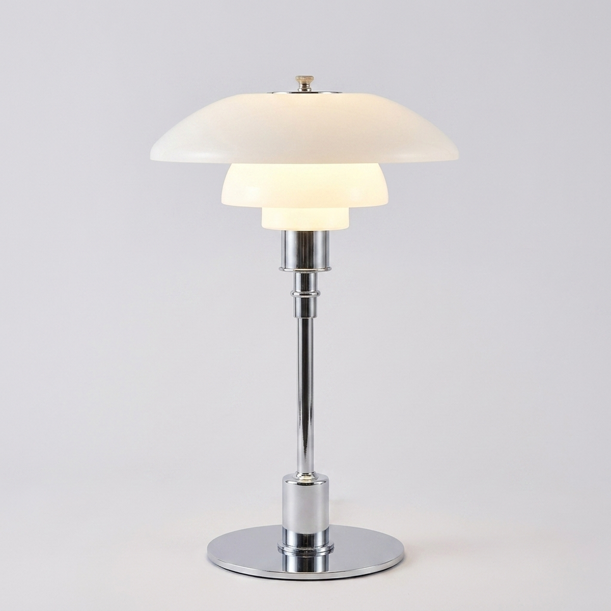 LISTINGOPT::kovosis::minimalist-dimmable-table-lamp-for-warm-ambience::04-closeup