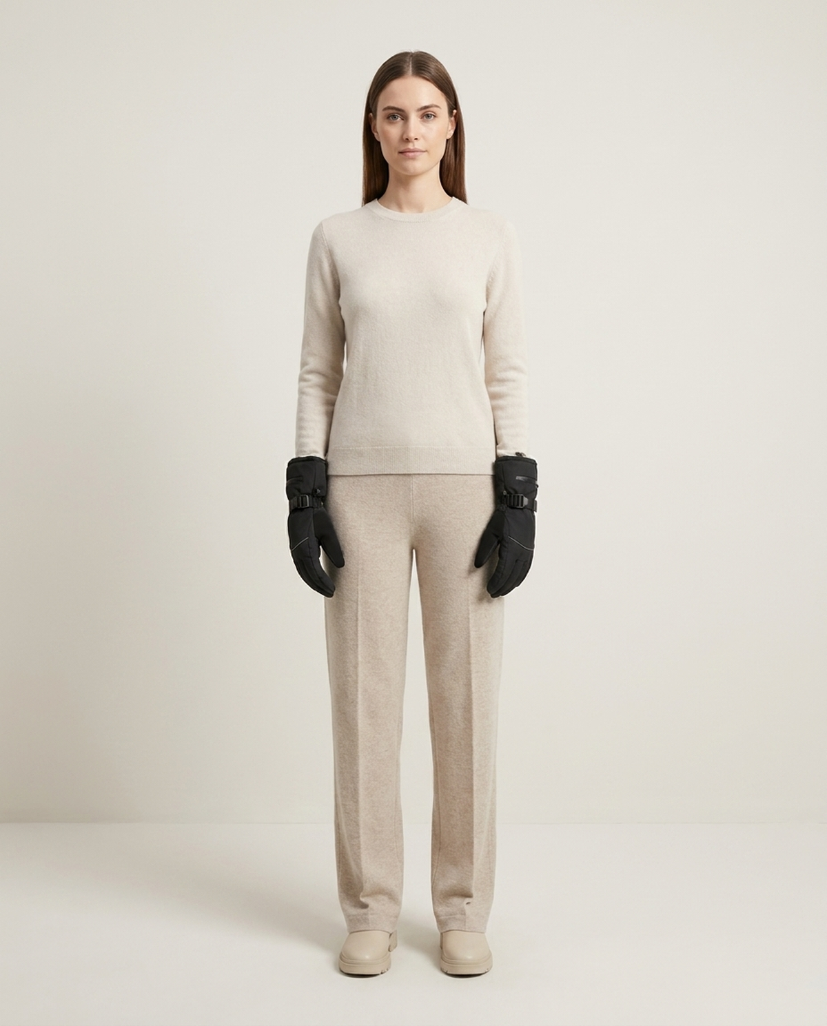 LISTINGOPT::kovosis::rechargeable-heated-winter-gloves-for-outdoor-warmth::01-front