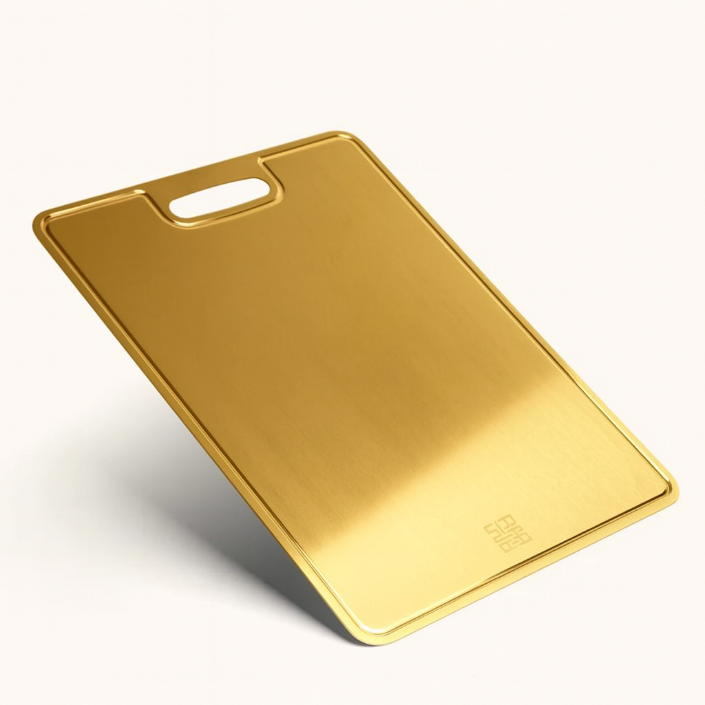 Tabla de cortar de titanio dorado para una preparación elegante