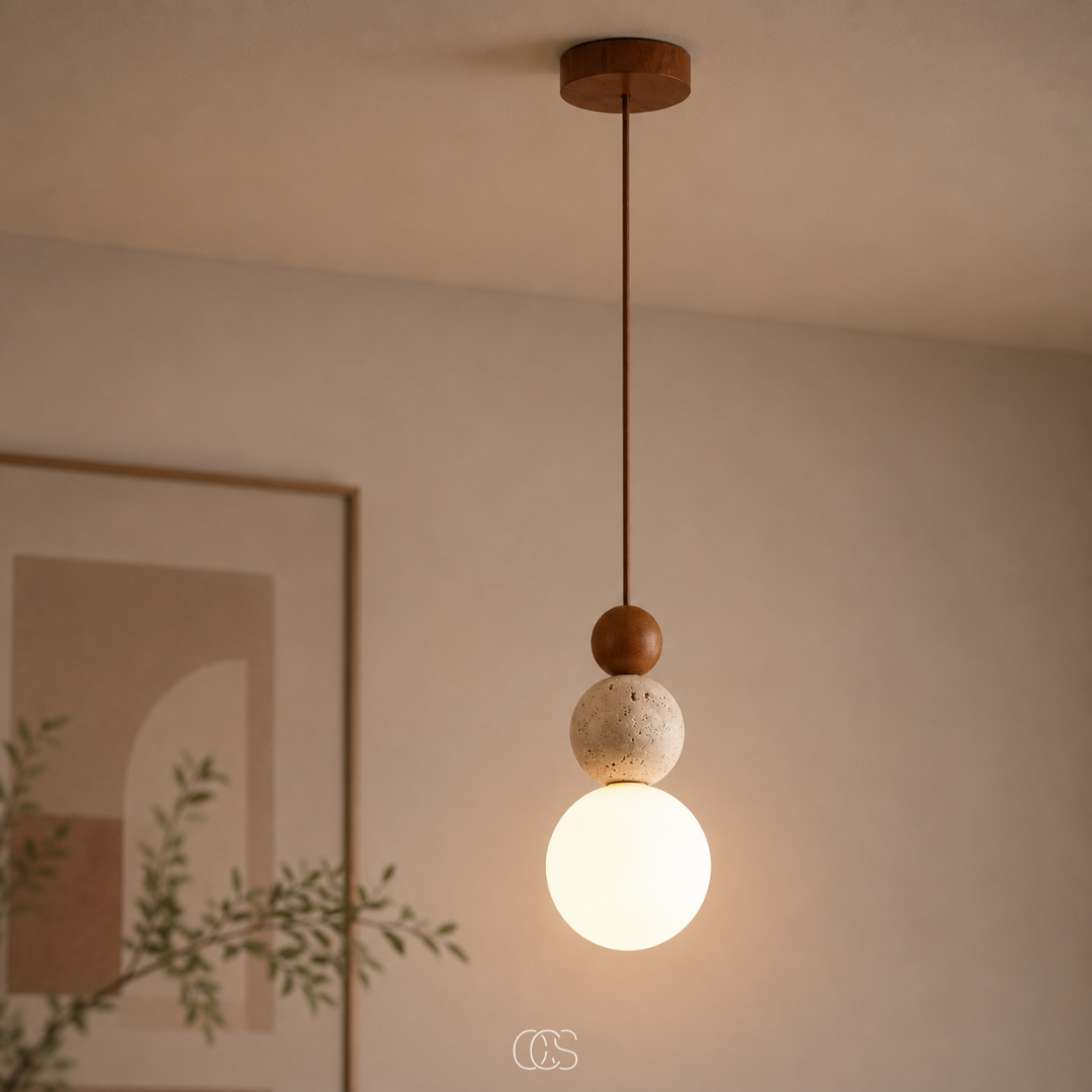 Wabi-Sabi Travertin-Hängeleuchte – Minimalistische Glaskugel
