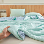 Lightweight Breathable Cooling Blanket