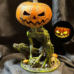 Figurină cu dovleac luminos pentru un farmec înfricoșător de Halloween