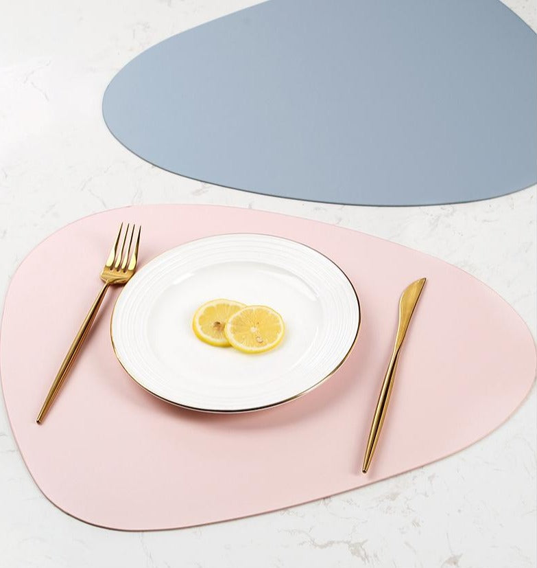Triangle Placemat For Artful Tables
