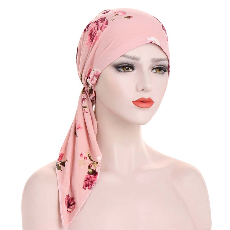 Turban floral pré-noué pour un style sans effort  